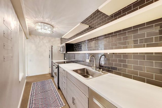 40 E 9TH Street 1601, Chicago, IL 60605