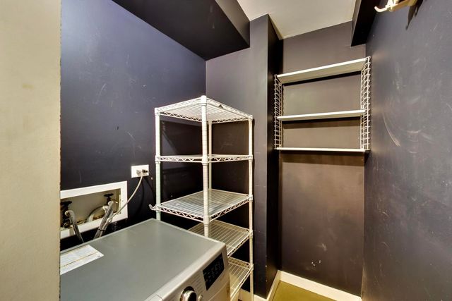 40 E 9TH Street 1601, Chicago, IL 60605