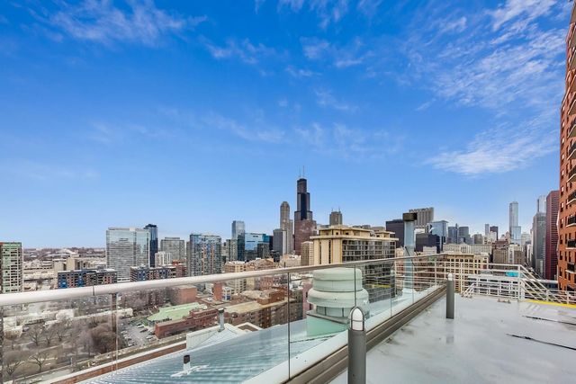 40 E 9TH Street 1601, Chicago, IL 60605