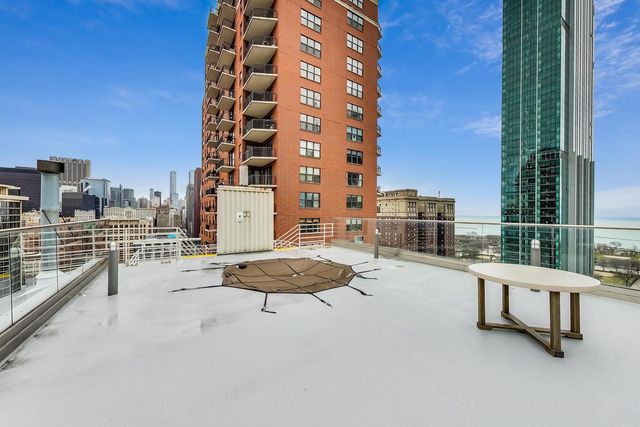 40 E 9TH Street 1601, Chicago, IL 60605