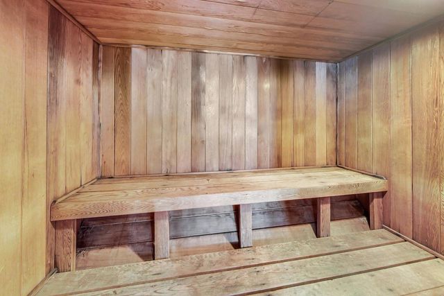 40 E 9TH Street 1601, Chicago, IL 60605