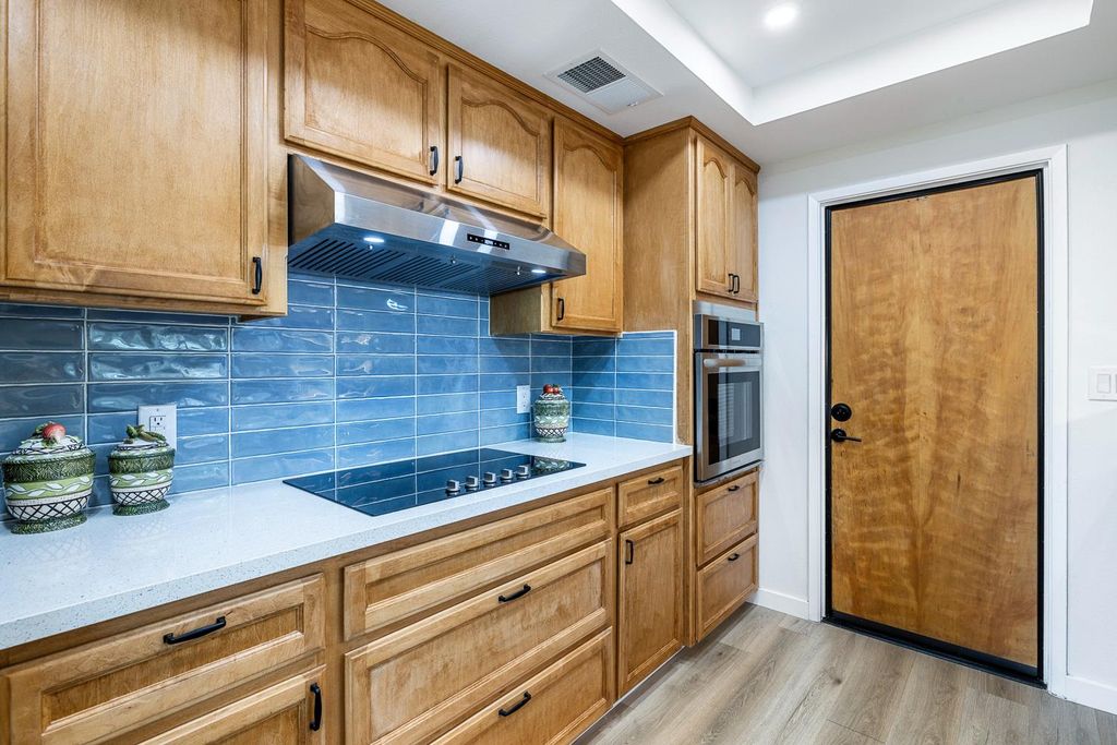 Image 17 of property listing at 425 Stanford Avenue, Coalinga, CA 93210