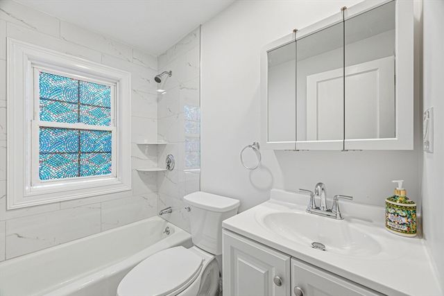 19 Keyes Street, Quincy, MA 02169