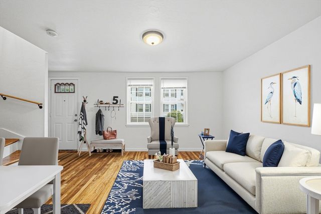 19 Keyes Street, Quincy, MA 02169