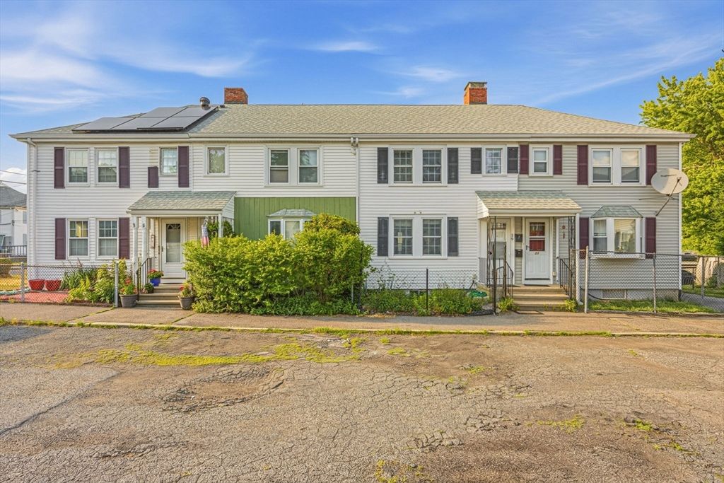 19 Keyes Street, Quincy, MA 02169