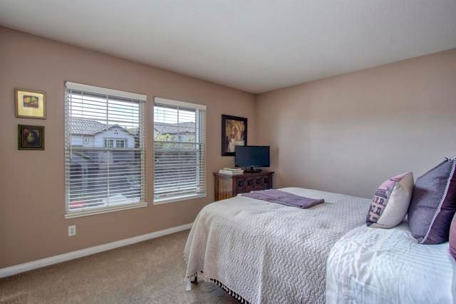 1684 Robin Place, Carlsbad, CA 92011