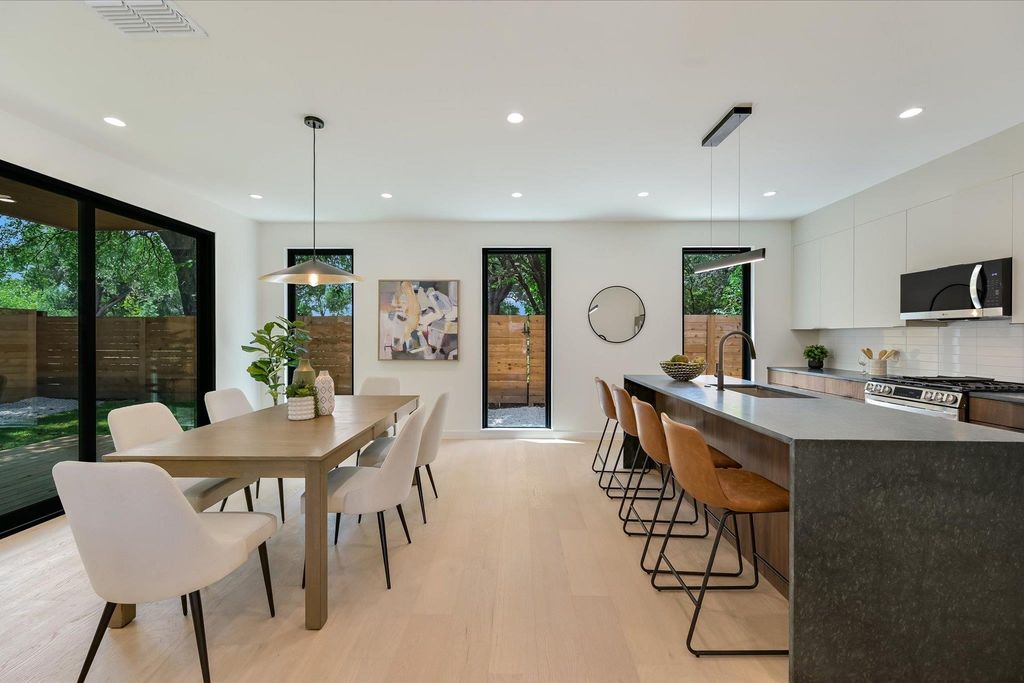 2705 Francisco ST B, Austin, TX 78702