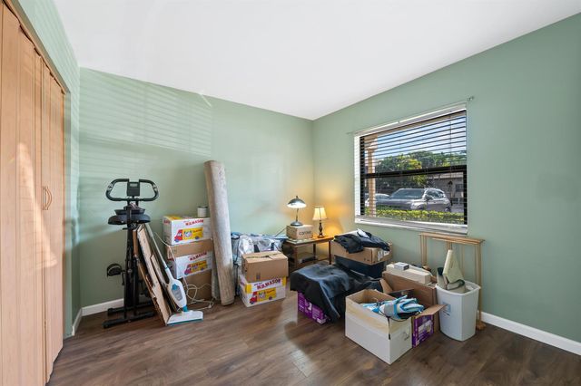 5570 Lakeside Drive 102, Margate, FL 33063