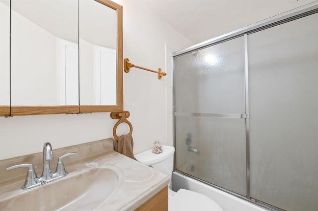 5570 Lakeside Drive 102, Margate, FL 33063