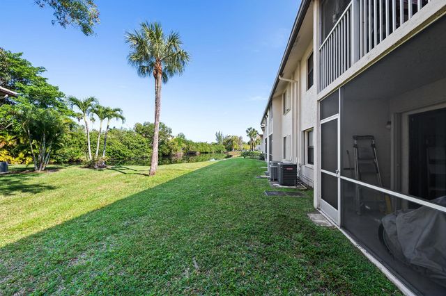 5570 Lakeside Drive 102, Margate, FL 33063