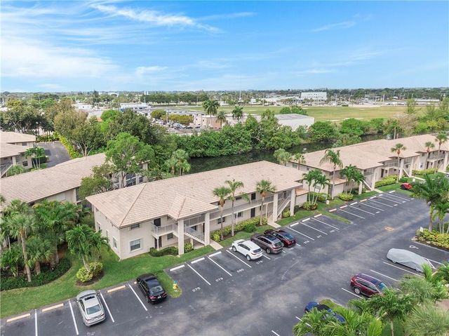5570 Lakeside Drive 102, Margate, FL 33063