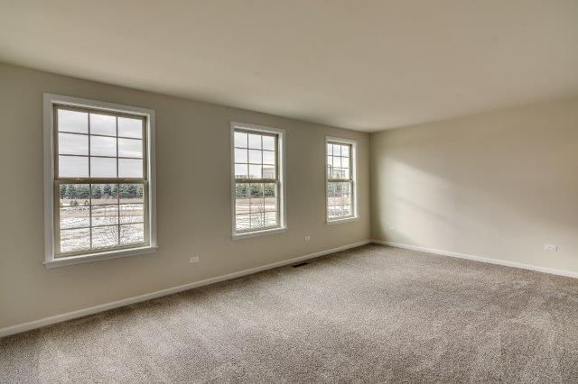 331 Camberley Lane, Lincolnshire, IL 60069