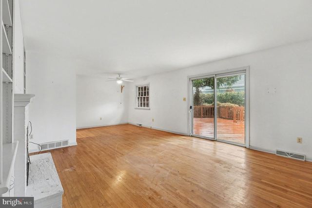 737 BARR BLVD, Lancaster, PA 17603