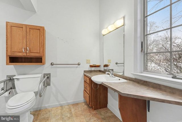 737 BARR BLVD, Lancaster, PA 17603