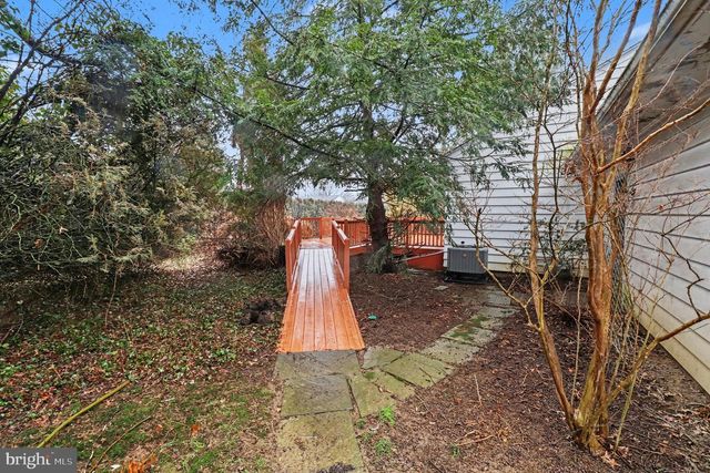 737 BARR BLVD, Lancaster, PA 17603