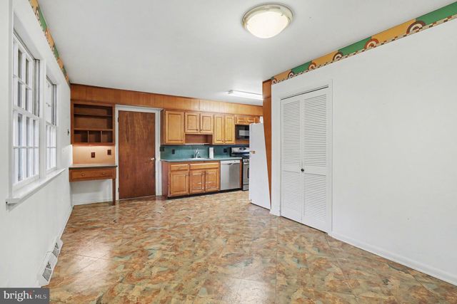 737 BARR BLVD, Lancaster, PA 17603