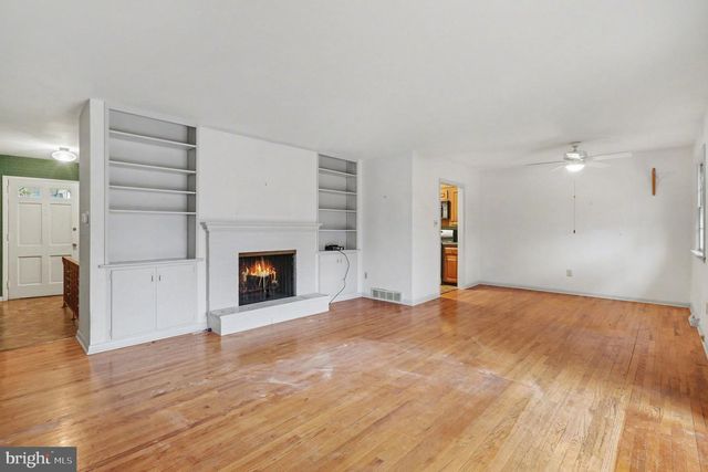 737 BARR BLVD, Lancaster, PA 17603