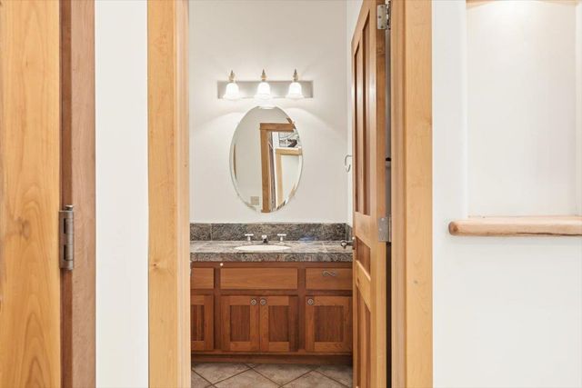12531 Lowhills Rd, Nevada City, CA 95959