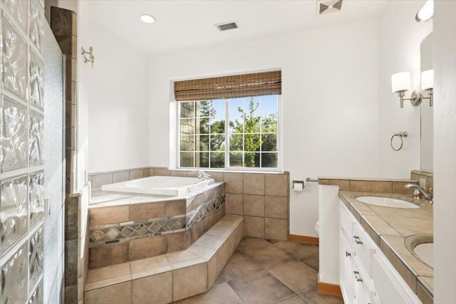 12531 Lowhills Rd, Nevada City, CA 95959