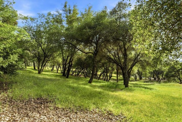 12531 Lowhills Rd, Nevada City, CA 95959