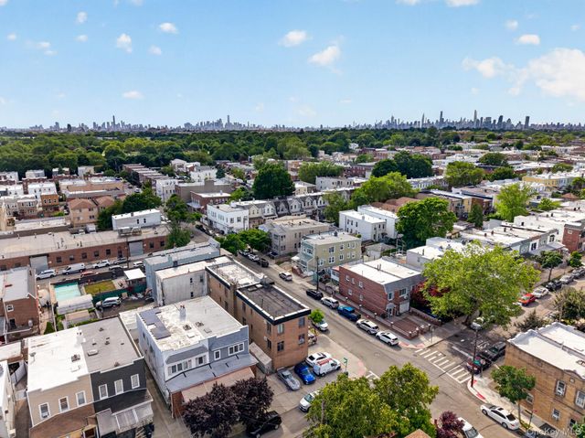 76-14 69th Road, Middle Village, NY 11379
