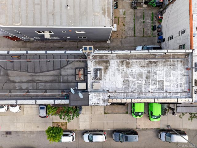76-14 69th Road, Middle Village, NY 11379