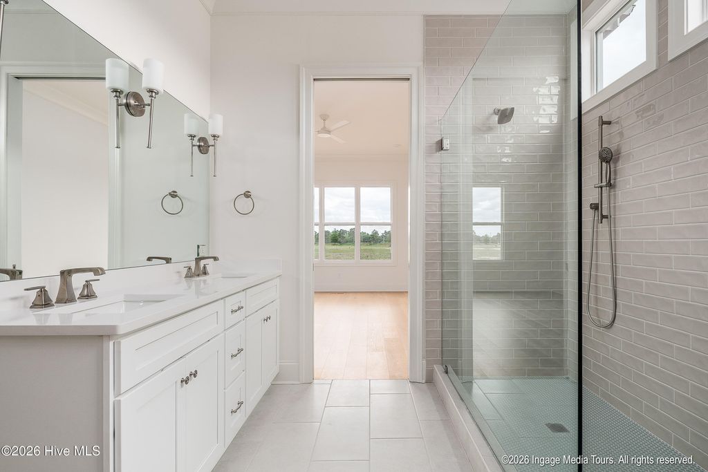 Image 20 of property listing at 99 Pine Tree Point, Snow Hill, NC 28580