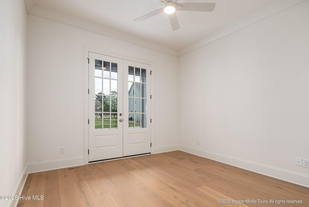 Image 23 of property listing at 99 Pine Tree Point, Snow Hill, NC 28580