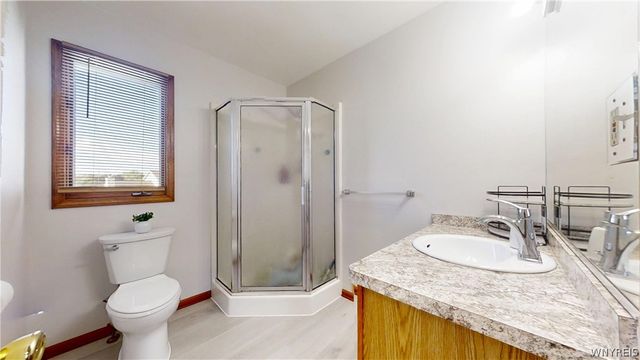 6983 Samantha Ct, Wheatfield, NY 14304