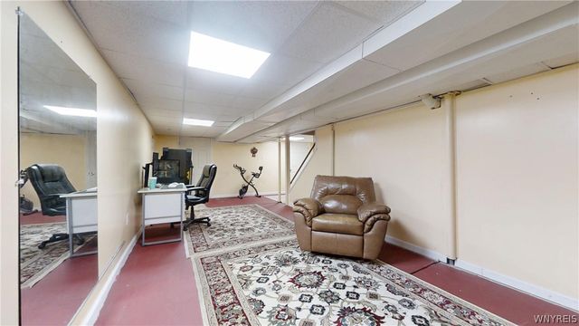 6983 Samantha Ct, Wheatfield, NY 14304