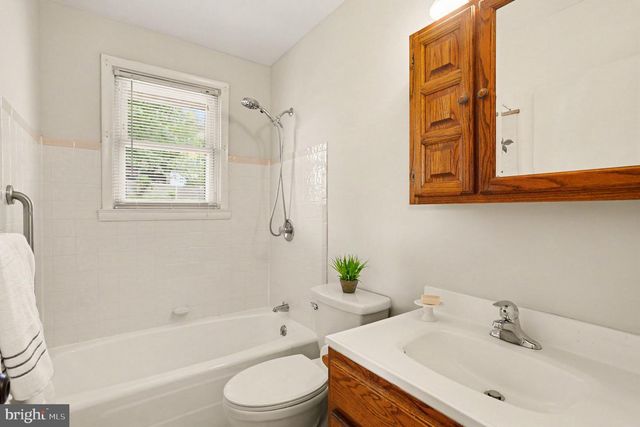 8216 ANALEE AVE, Baltimore, MD 21237