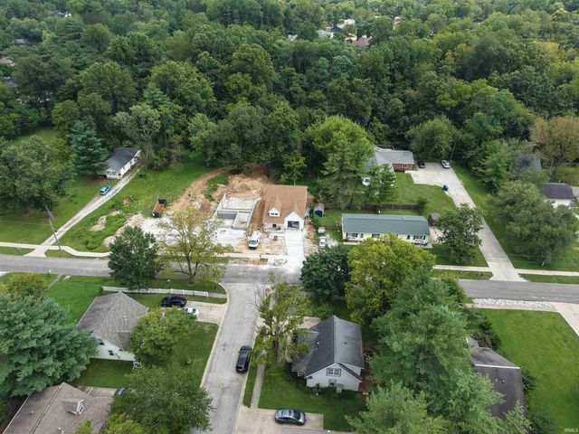 1829 S Maxwell Street, Bloomington, IN 47401