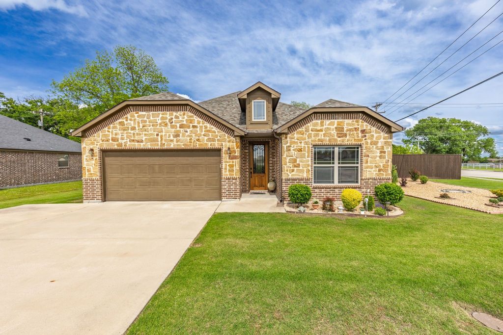 409 Marita Road, Greenville, TX 75402