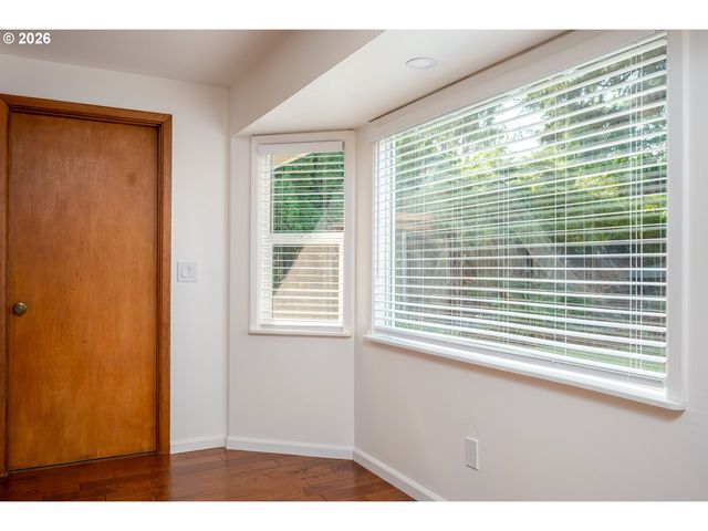 18990 Sw HEIGHTSVIEW Ct, Beaverton, OR 97007