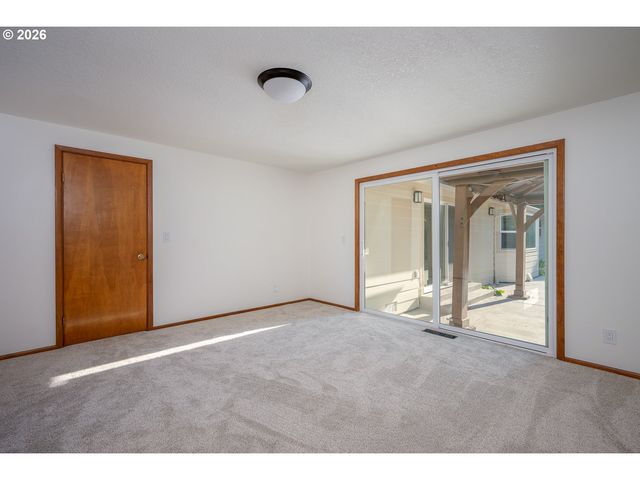 18990 Sw HEIGHTSVIEW Ct, Beaverton, OR 97007