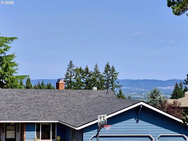 18990 Sw HEIGHTSVIEW Ct, Beaverton, OR 97007