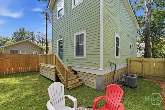 744 E 33rd Street, Savannah, GA 31401