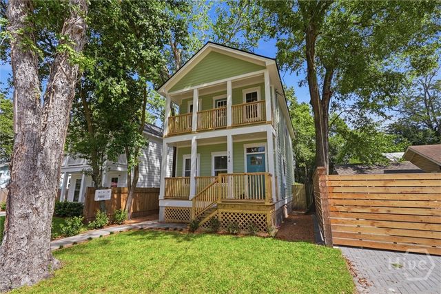744 E 33rd Street, Savannah, GA 31401