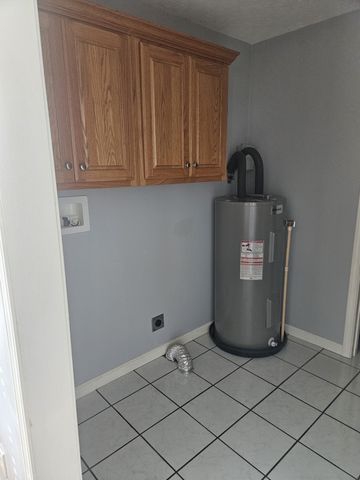 412 Hawkins Rd, Westmoreland, TN 37186