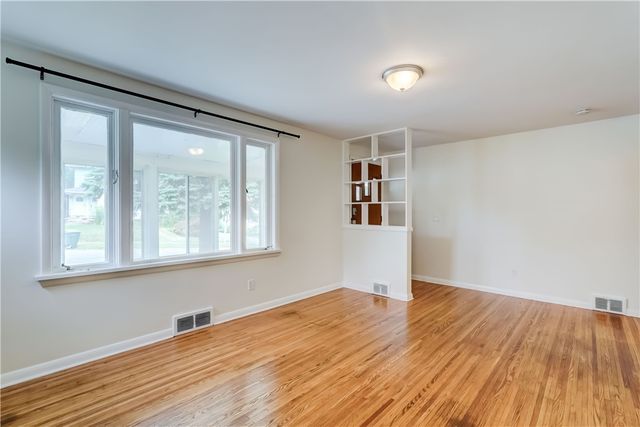 159 Harwick Road, Irondequoit, NY 14609