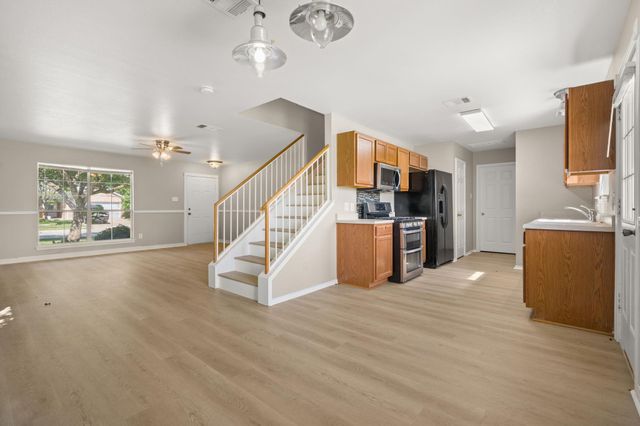 2700 Breezy Point CV, Round Rock, TX 78665