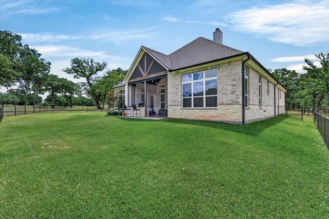 181 Colonial Drive, Mabank, TX 75156