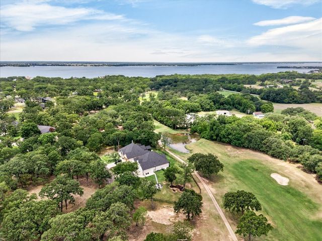 181 Colonial Drive, Mabank, TX 75156