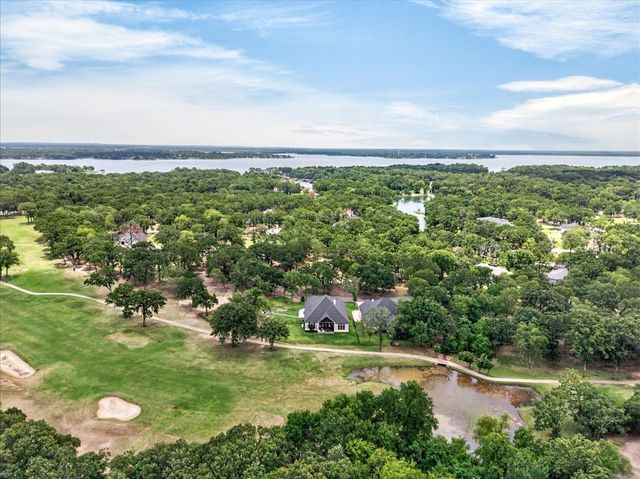 181 Colonial Drive, Mabank, TX 75156