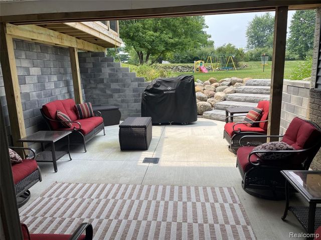 820 Lockwood Road, Ortonville, MI 48462