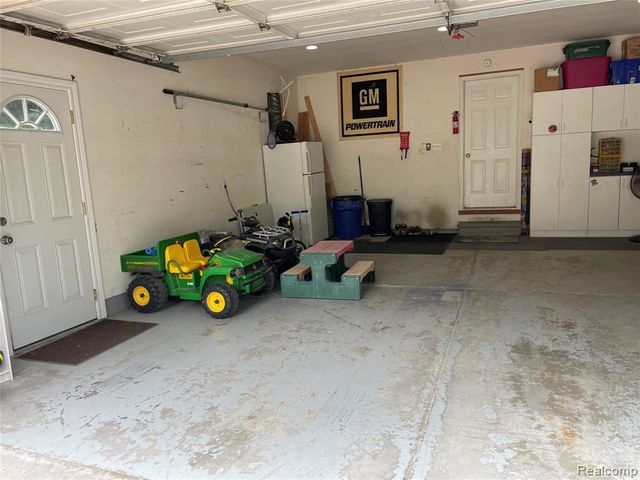 820 Lockwood Road, Ortonville, MI 48462