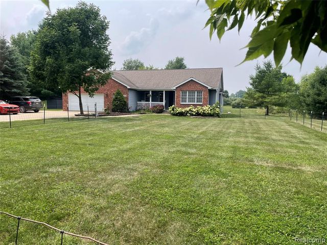 820 Lockwood Road, Ortonville, MI 48462