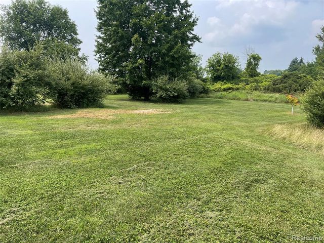 820 Lockwood Road, Ortonville, MI 48462