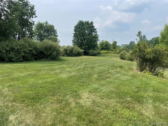 820 Lockwood Road, Ortonville, MI 48462