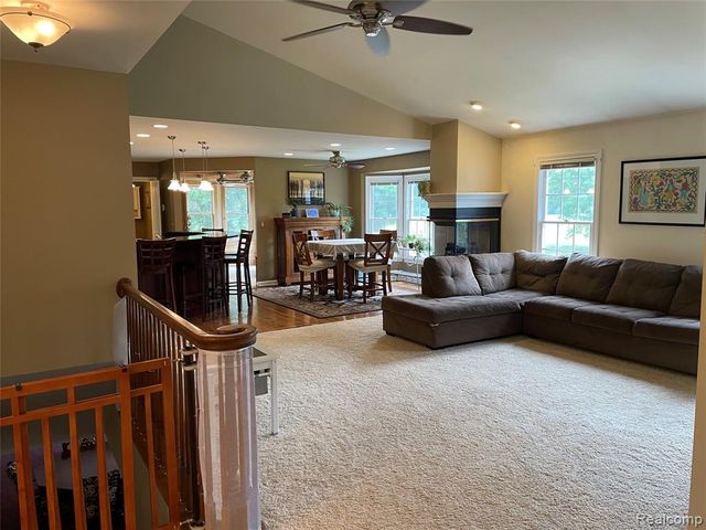 820 Lockwood Road, Ortonville, MI 48462